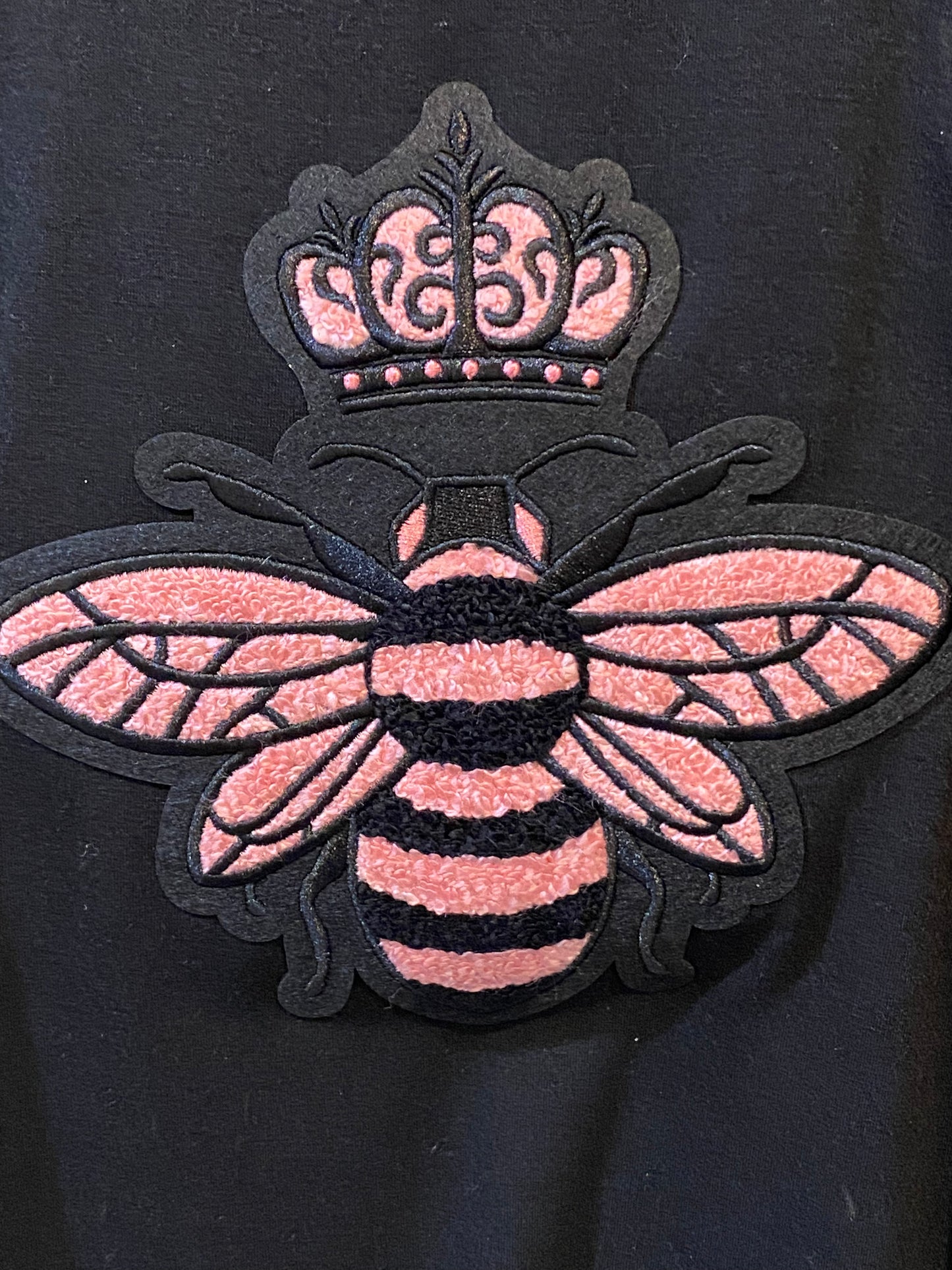 Flutter Sleeve Bee Tee